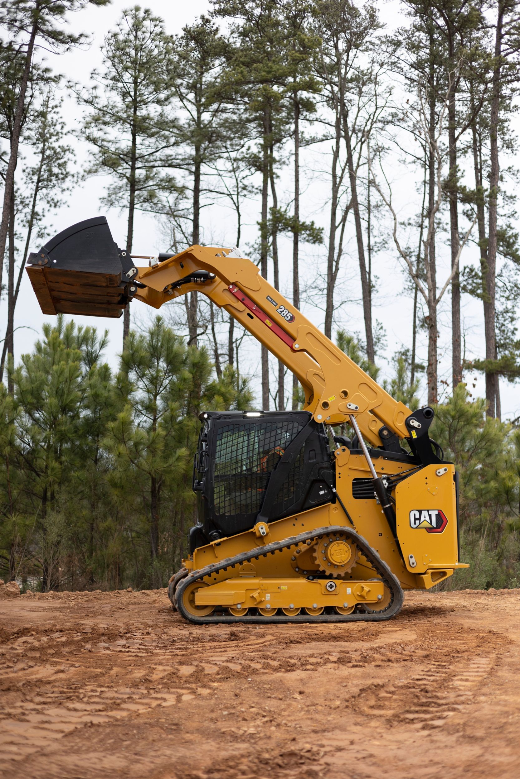 Cat® 285 Compact Track Loader