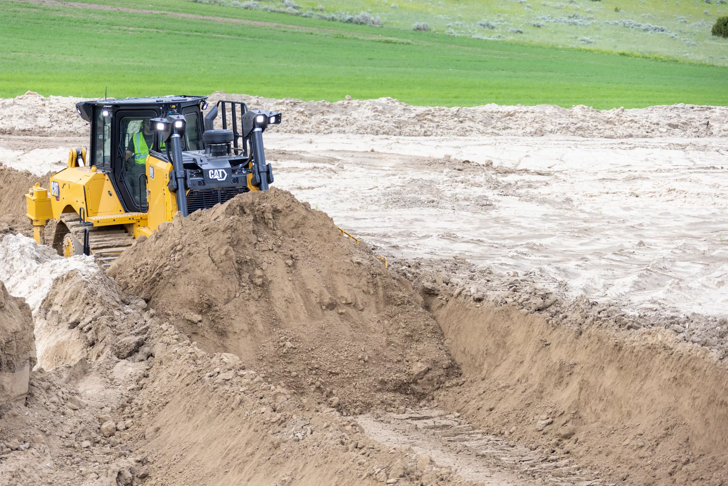 Tracteur D8 en action