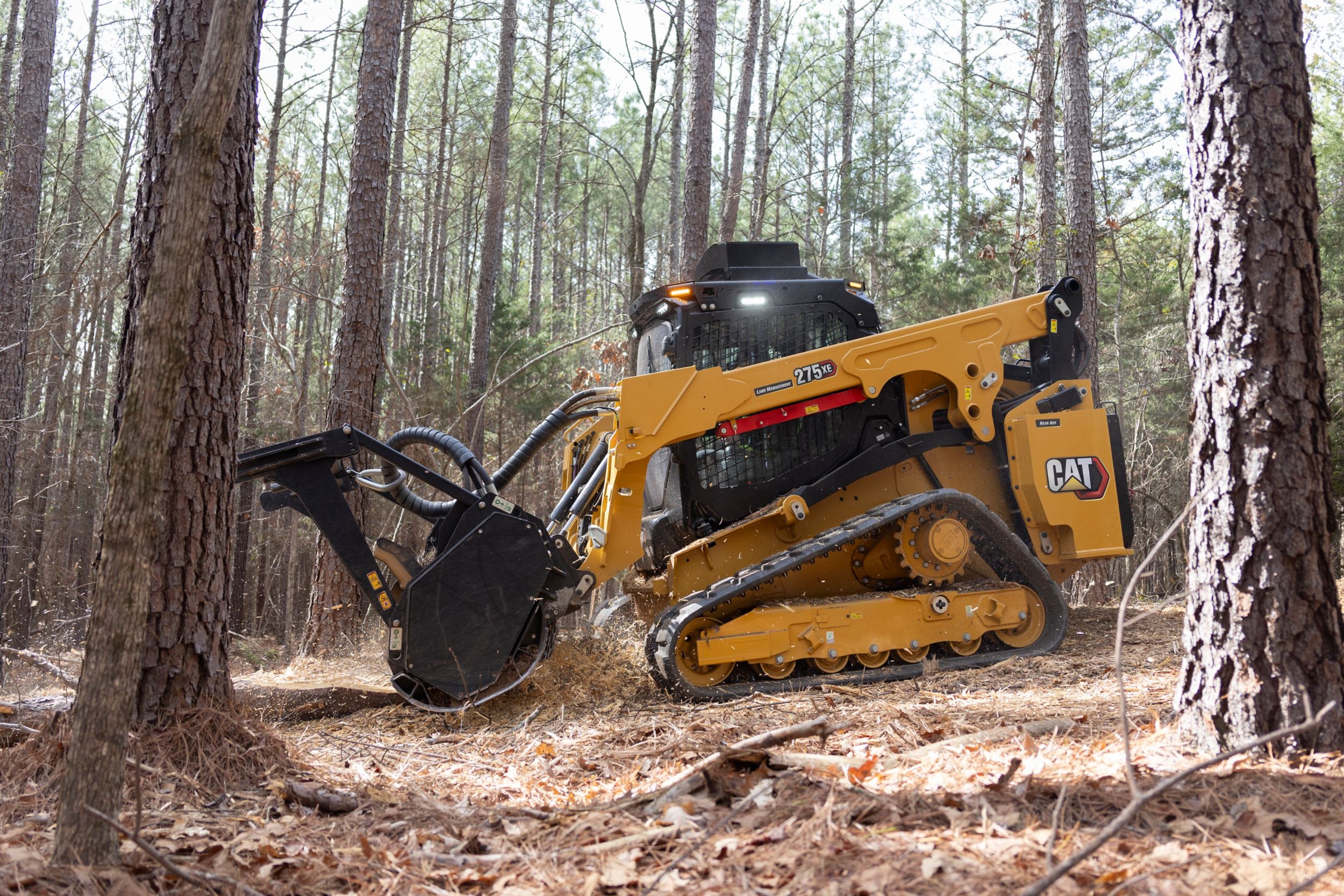 Cat® 275 XE Compact Track Loader