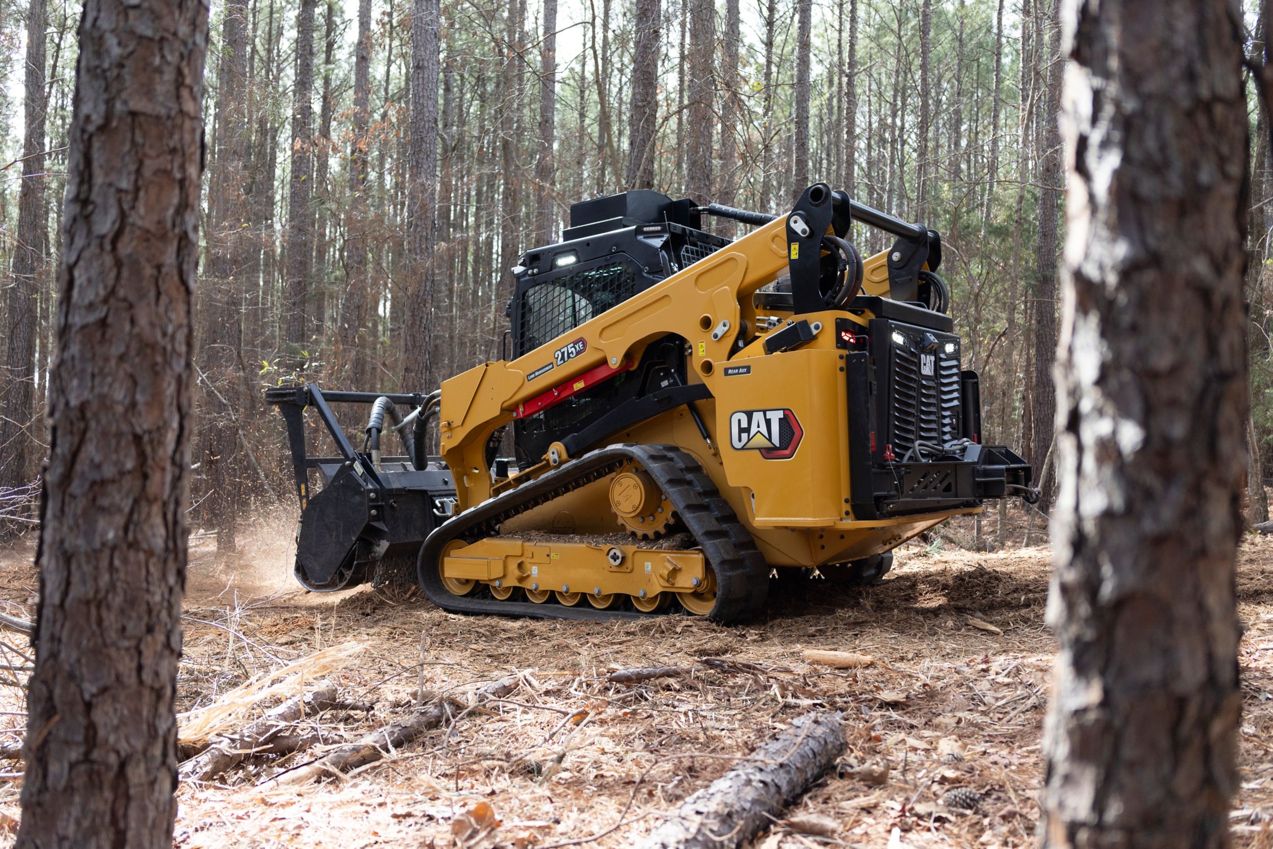Cat® 275 XE Compact Track Loader