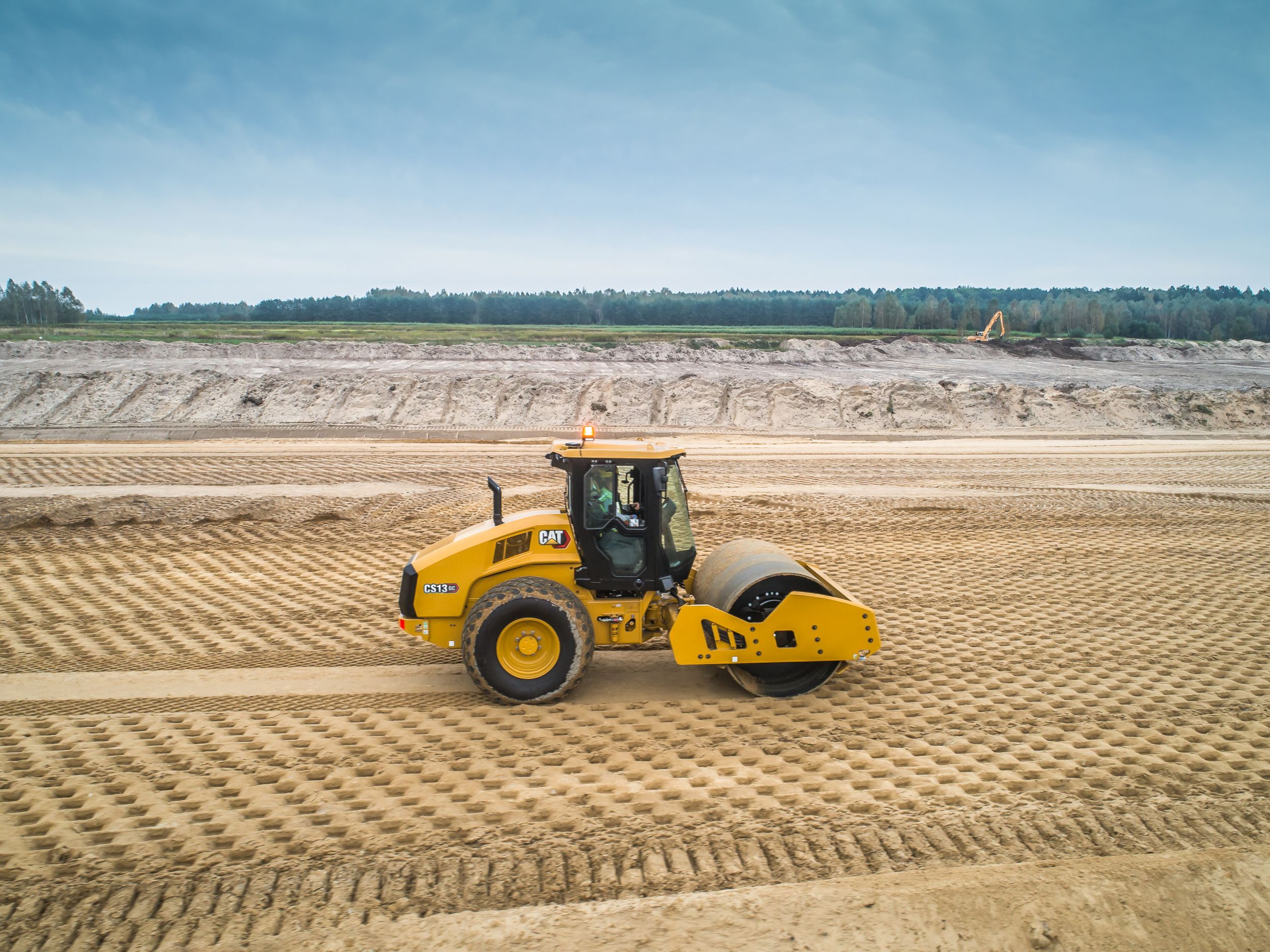 Compacteur de sol vibrant GC CS13