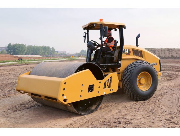 CS11 GC Vibratory Soil Compactor