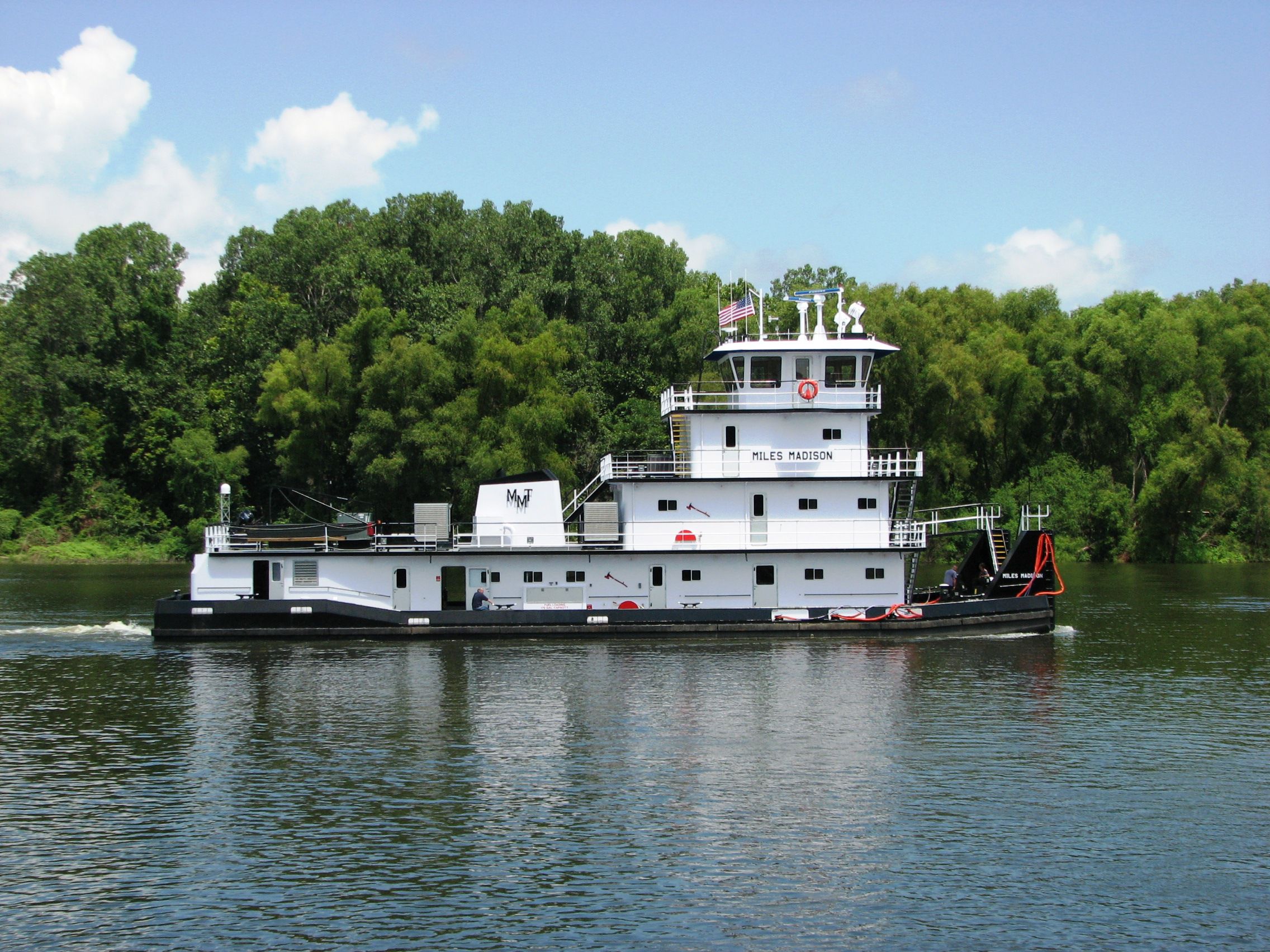 Get Compliant with Fully Certified EU Stage V Marine Solutions for Inland Shipping