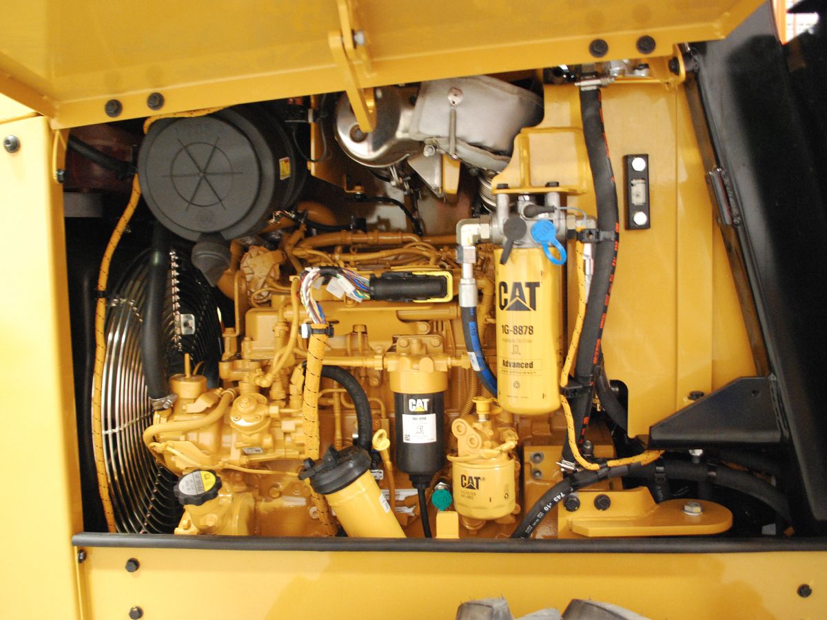 Serviceability on Cat CP5 vibratory soil compactors