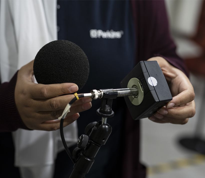 Noise cell recording equipment