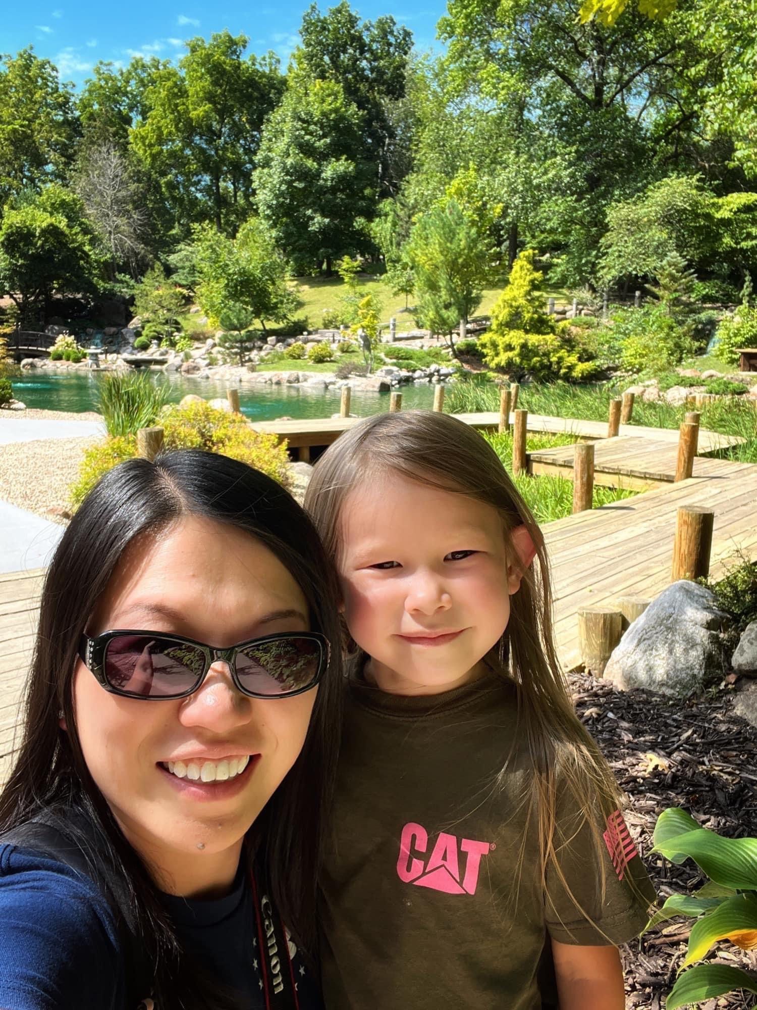 Xiu with her daughter