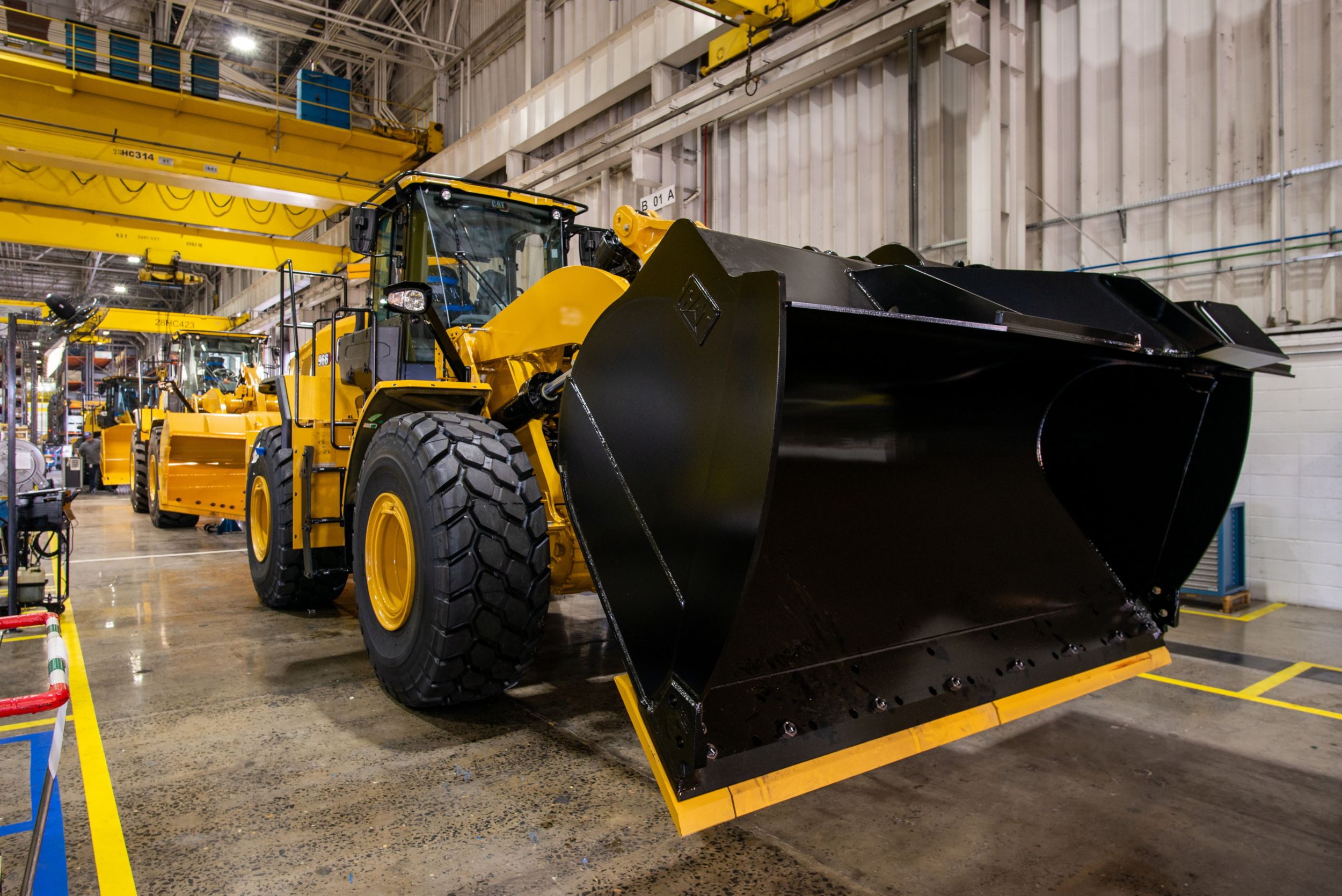 Carregadeiras na linha de montagem