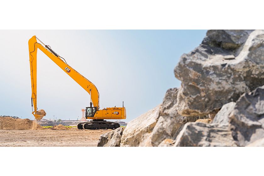 Cat® 395 Hydraulic Excavator &#8211; Boost productivity with standard Cat Grade and Assist technologies. Cat Grade and Assist technologies keep you on grade when visibility is impaired.