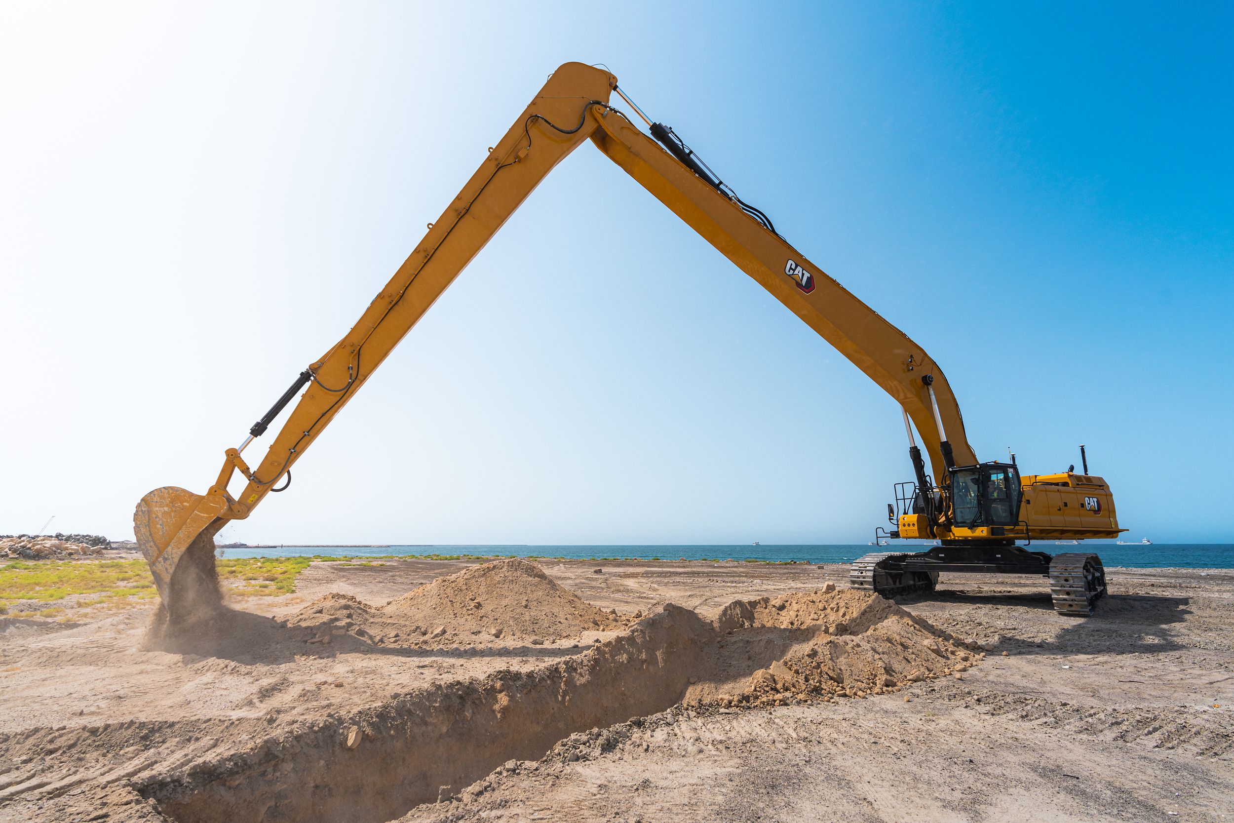 Whether cleaning ditches, canals, and waterways, or doing heavierduty work like dredging and longdistance excavation, count on Cat® next-generation super long reach and long reach excavation excavators to expand how you work.>