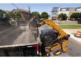 Cat® 250 Skid Steer Loader