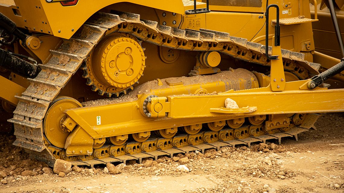 Tren de rodaje de un tractor topador grande