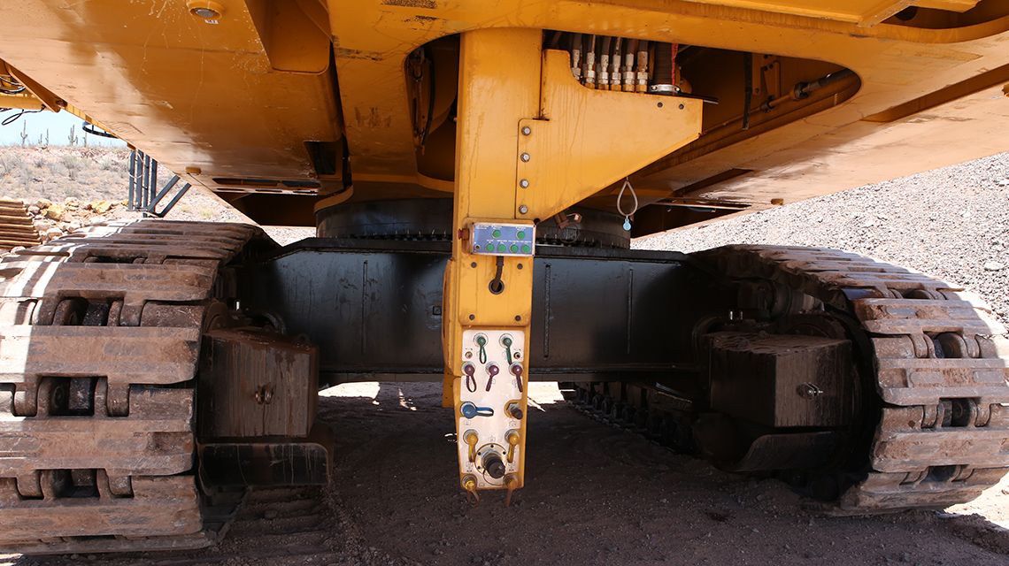 Material rodante para escavadeiras hidráulicas de mineração Cat