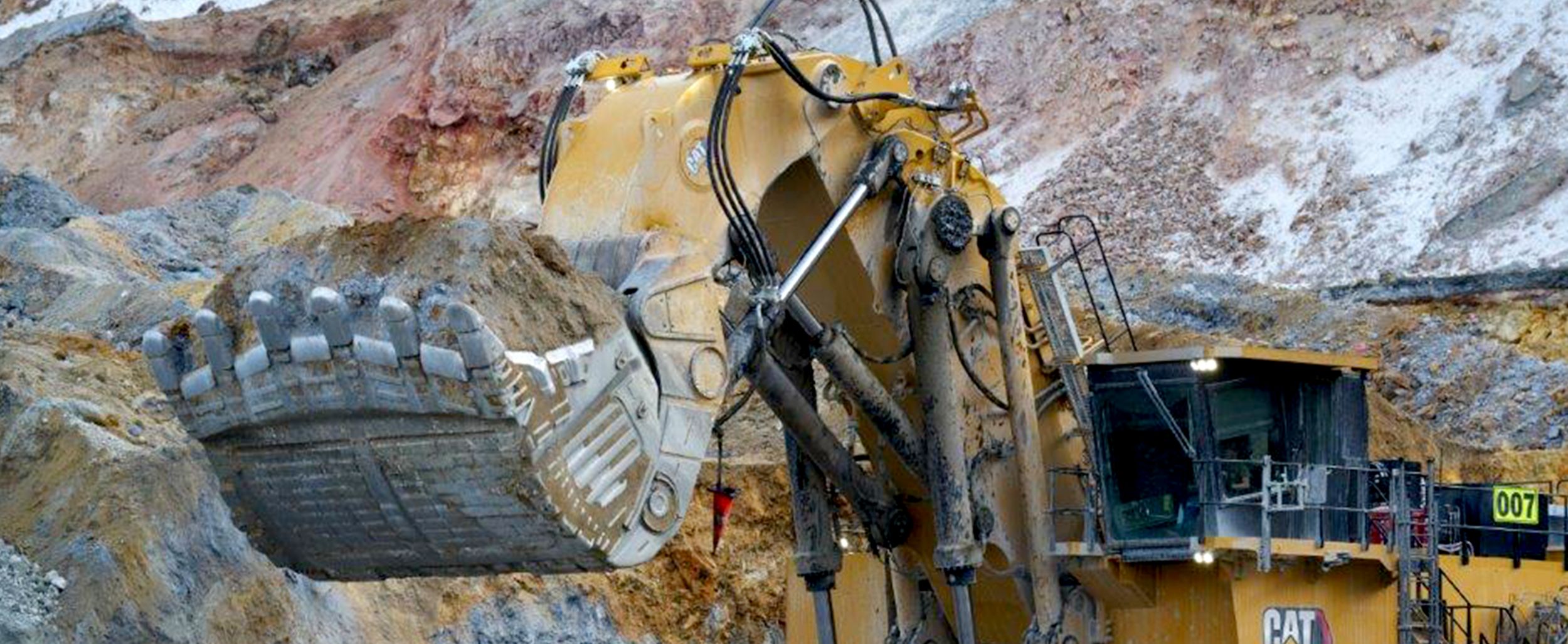 Ferramentas de penetração no solo para equipamentos de mineração Cat®
