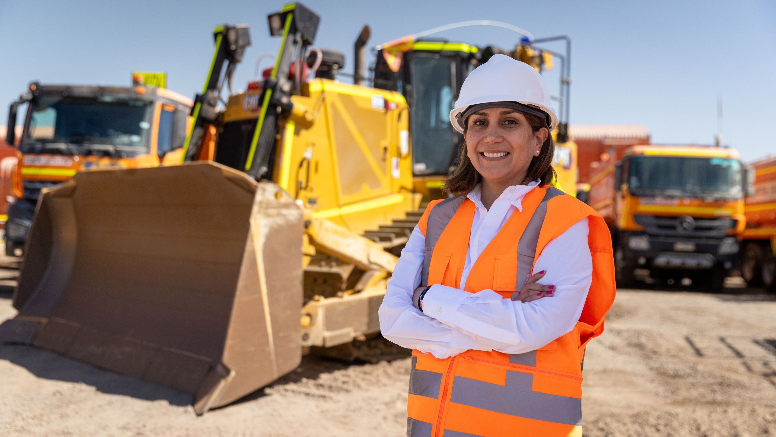 customer talking to Cat dealer rep