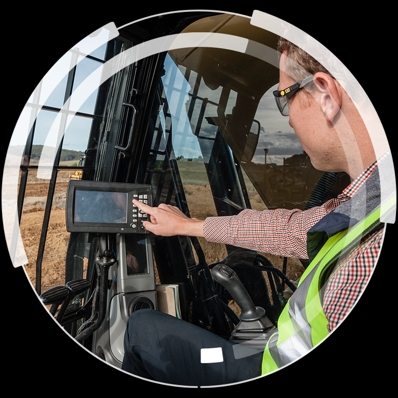 medarbetare som använder en display