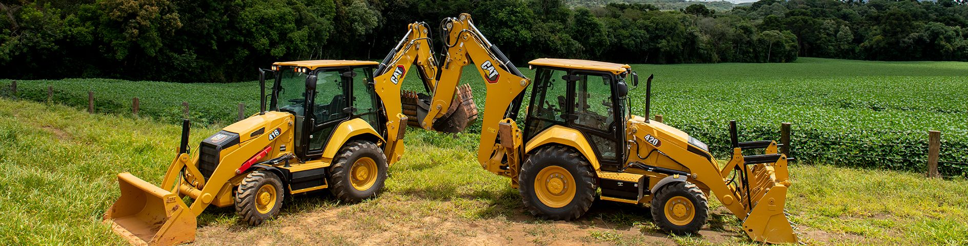 Retroescavadeiras 416 e 420 em campo