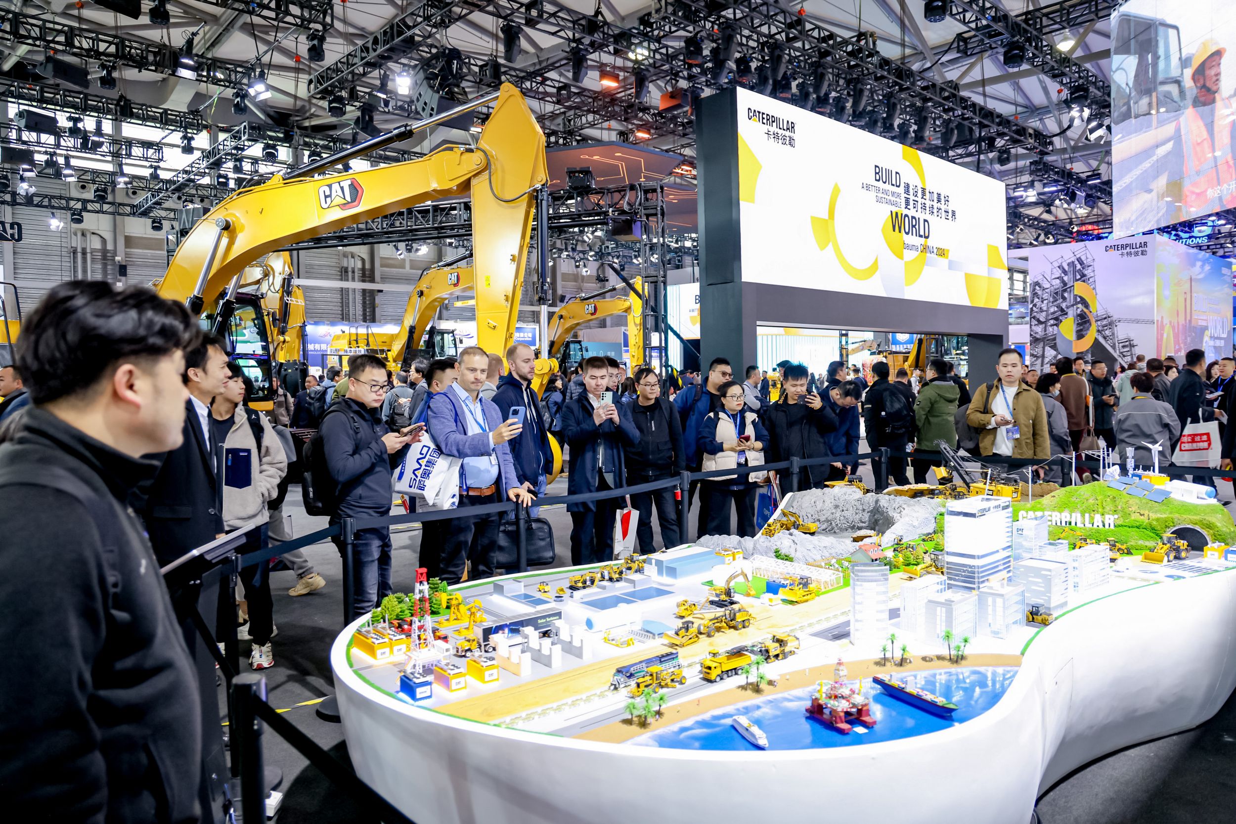 bauma show floor