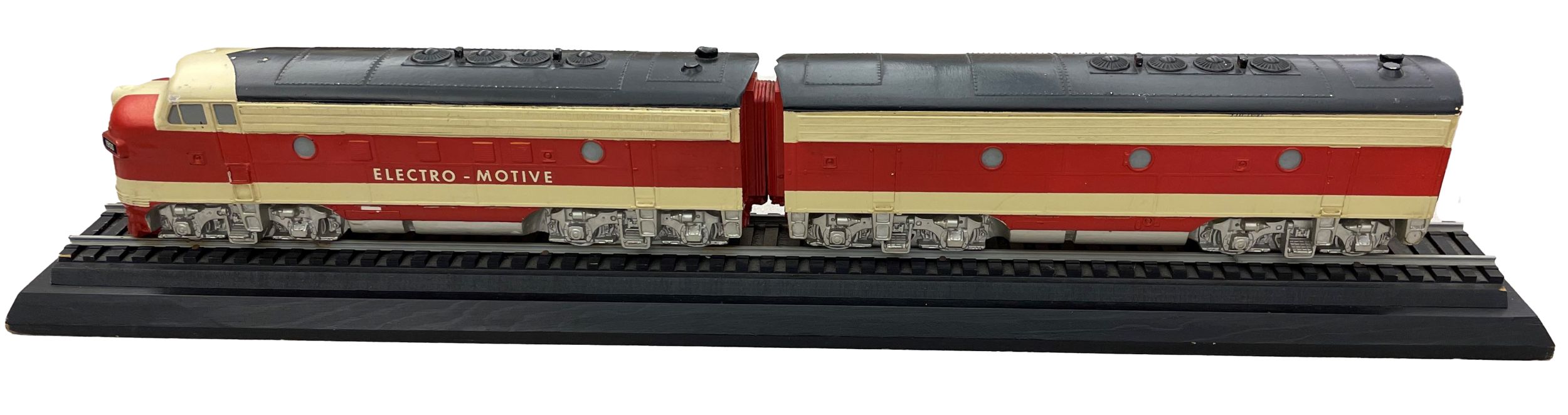 プリマス　ディーゼル機関車 EMD FL9形ディーゼル機関車 - Wikiwand