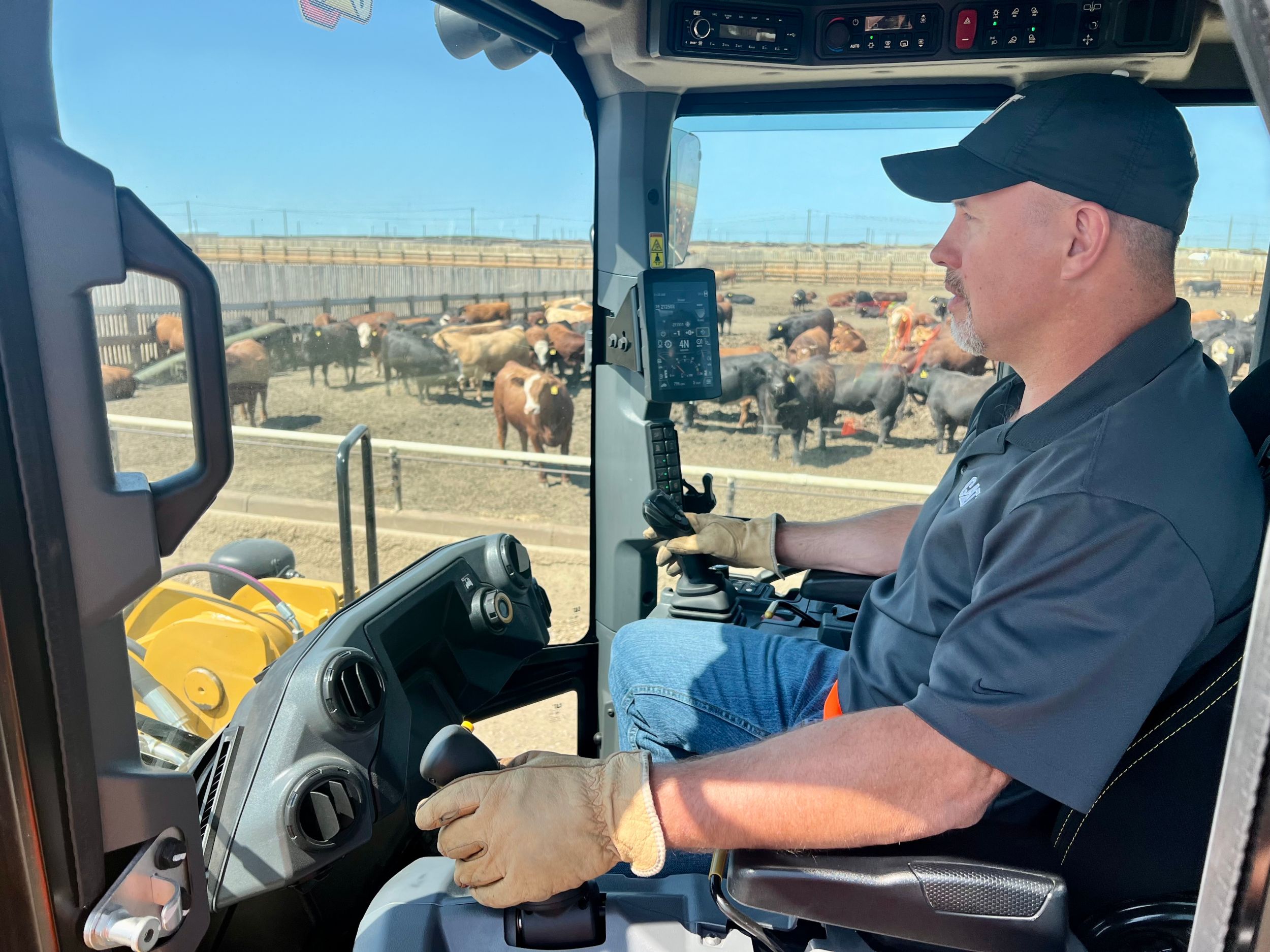 Cat® 938 Small Wheel Loader