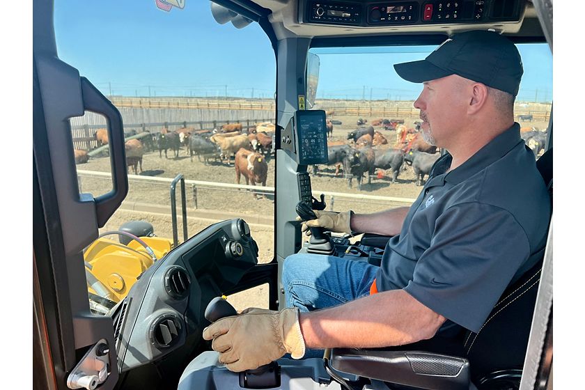 Cat® 938 Small Wheel Loader