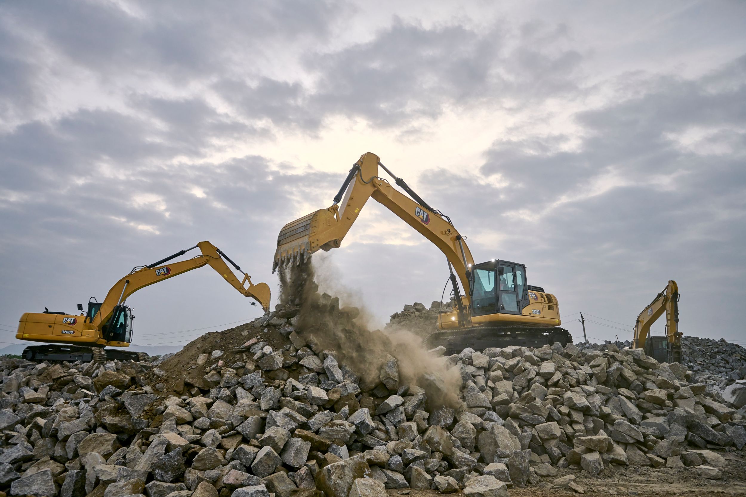 Next-generation Cat excavators take advantage of the latest advances in equipment design, engineering and technology.