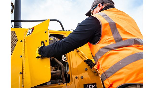 D3 Small Track-Type Tractor