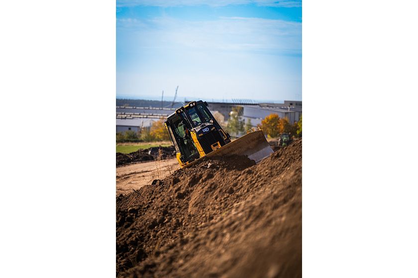 Cat® D3 Small Dozer