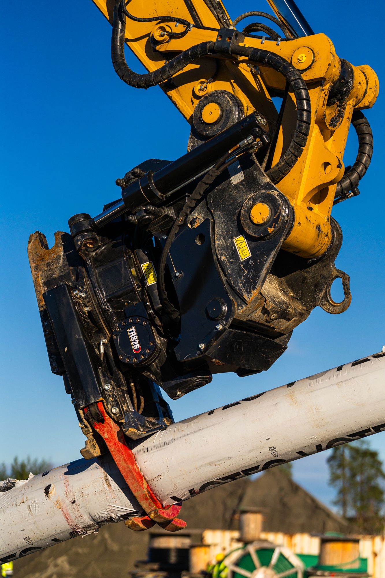 Use grapple module without removing bottom attachment.