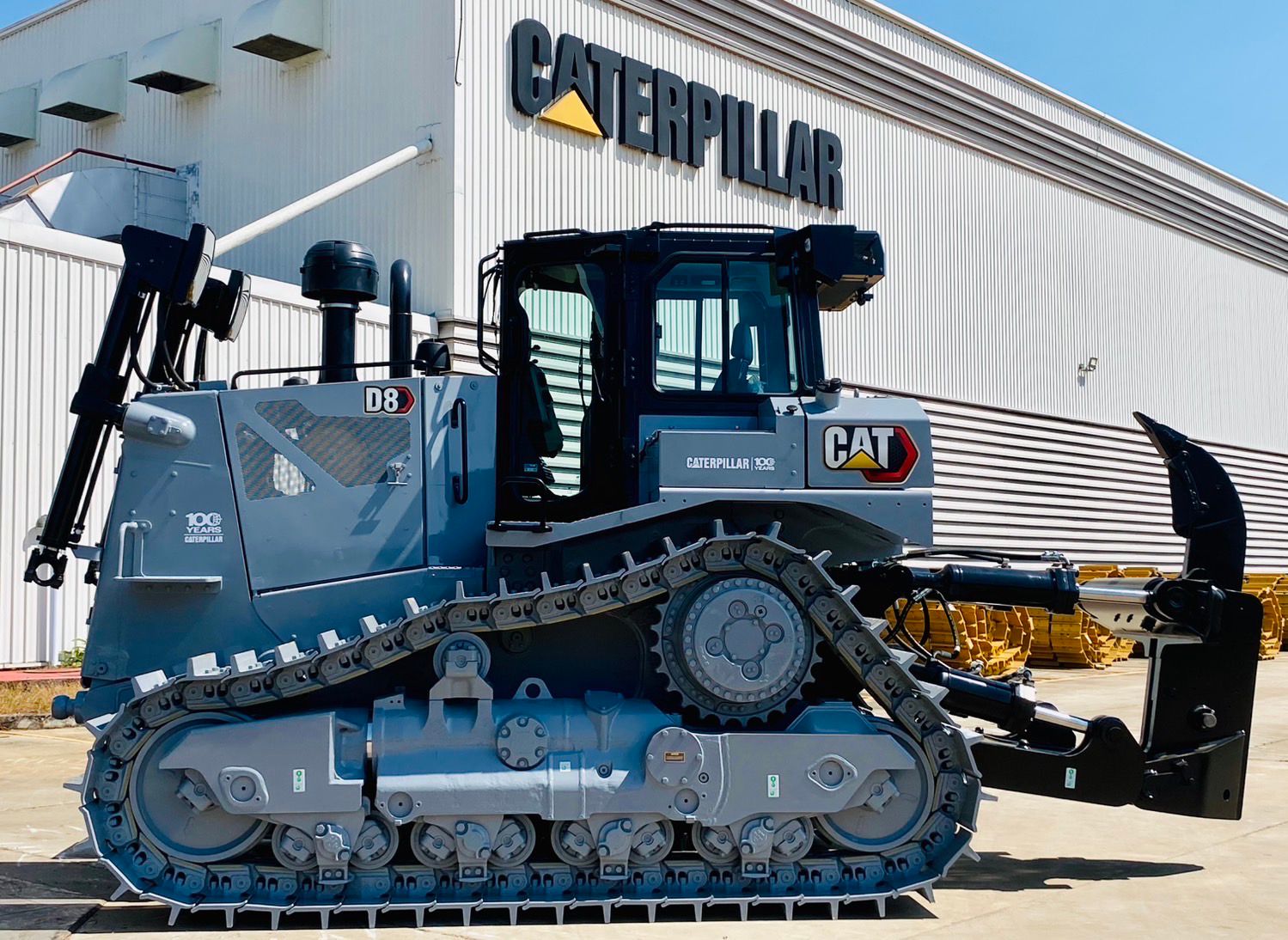 Cat Limited Edition Machines Honor Centennial Celebration Cat