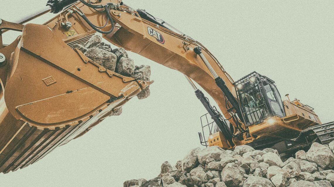 395