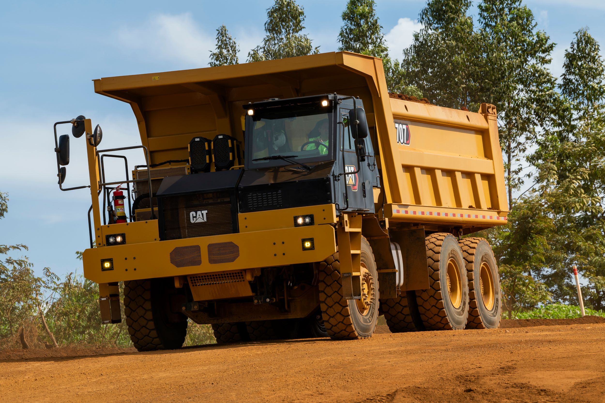 Caminhão de báscula larga Cat® 707