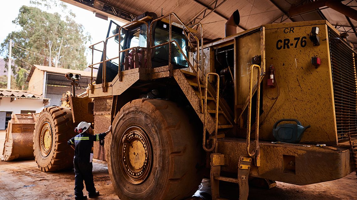 Power Train Rebuild (Wheel Loader)