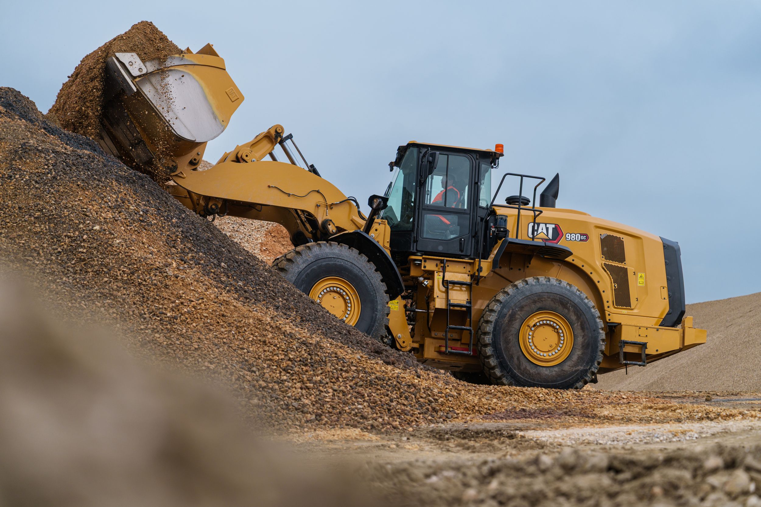 980 GC Wheel Loader is simple to operate and built to last