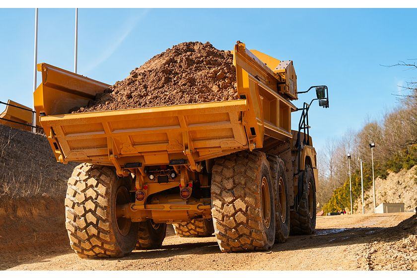 730 EJ Three Axle Articulated Truck