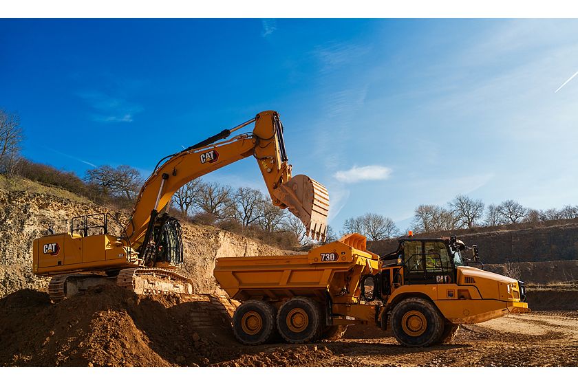 730 EJ Three Axle Articulated Truck