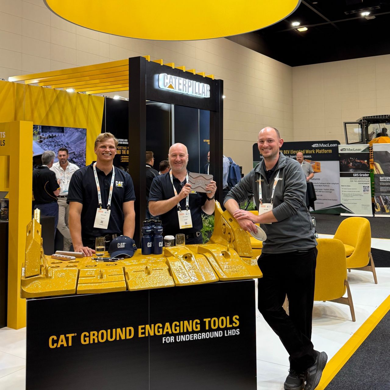 Ground engaging tools display