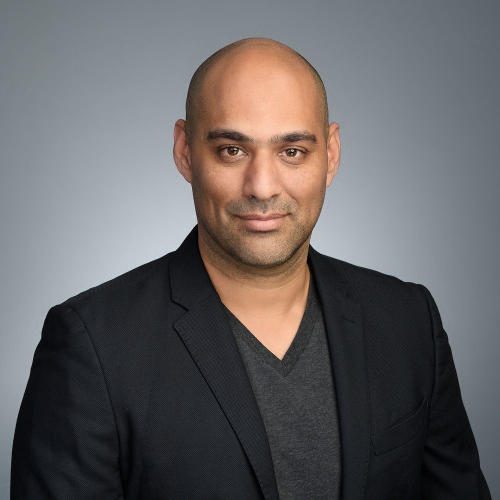 Ariel Avitan Bio Image