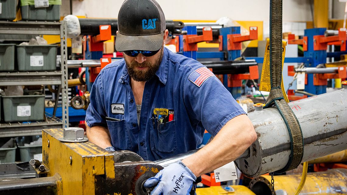 Look Inside Cat® Drivetrain for Mining Equipment