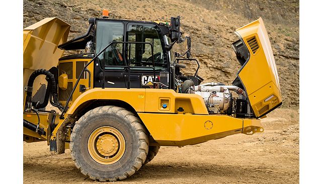 Cat 725 Articulated Truck