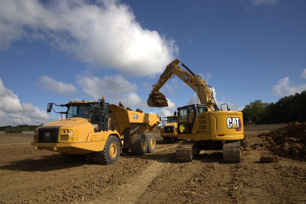 735 Three Axle Articulated Truck