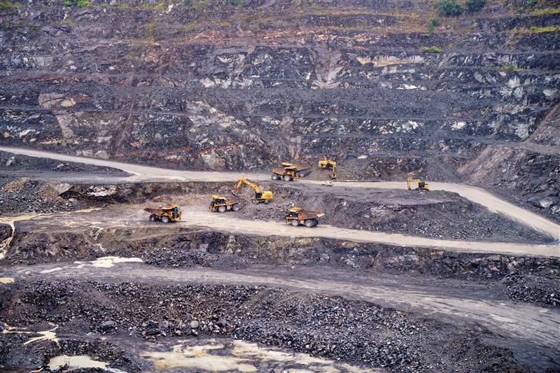 D10T ブルドーザから始まり次世代へ紡ぐストーリー 10点満点の社名に込めた意味