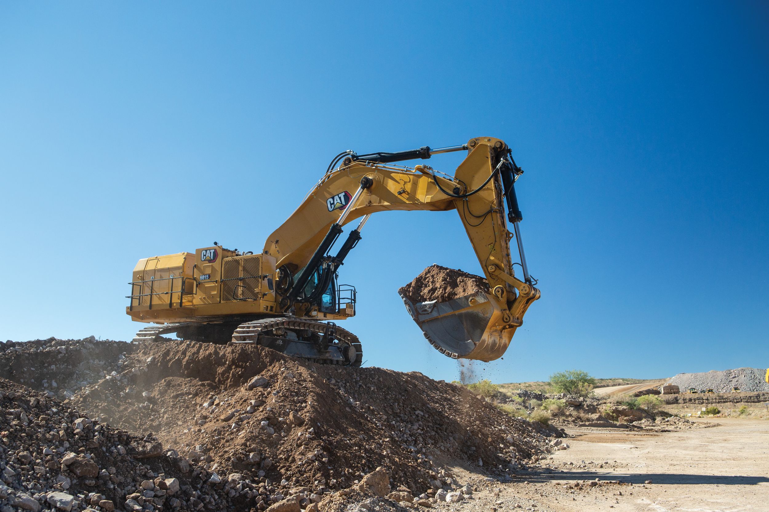 Cat® 6015 hydraulic mining shovel