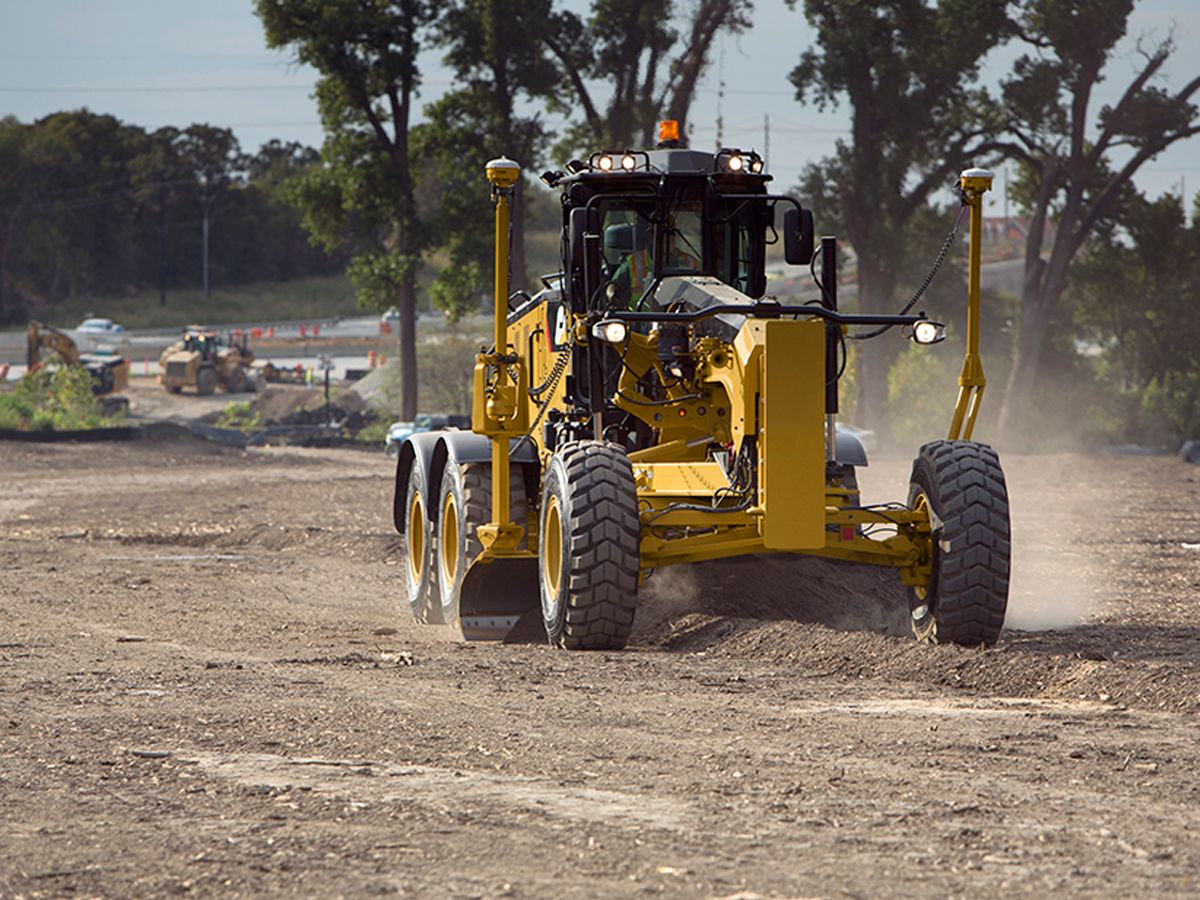 Cat 14 Motor Grader - MORE CONTROL AND EFFICIENCY