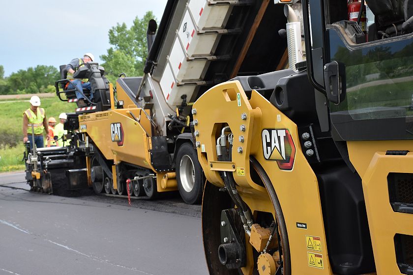 AP1055 Asphalt Paver