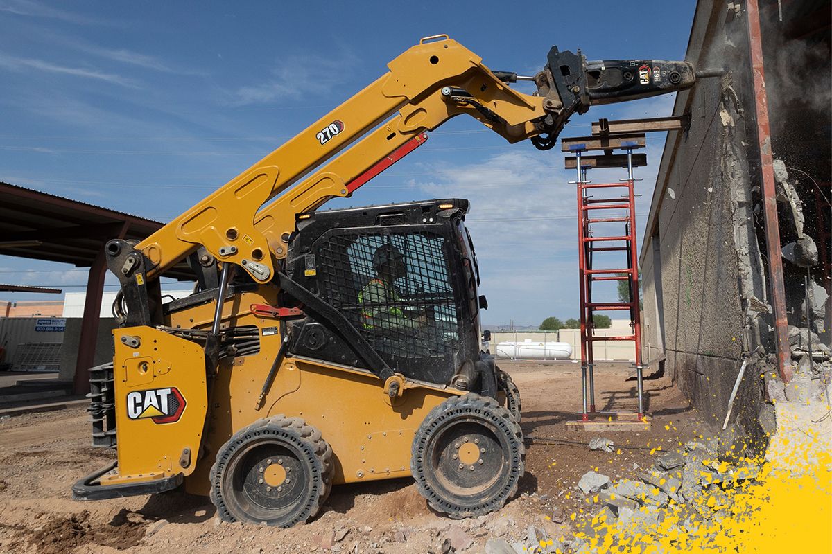 270 quitar la pared con un martillo.