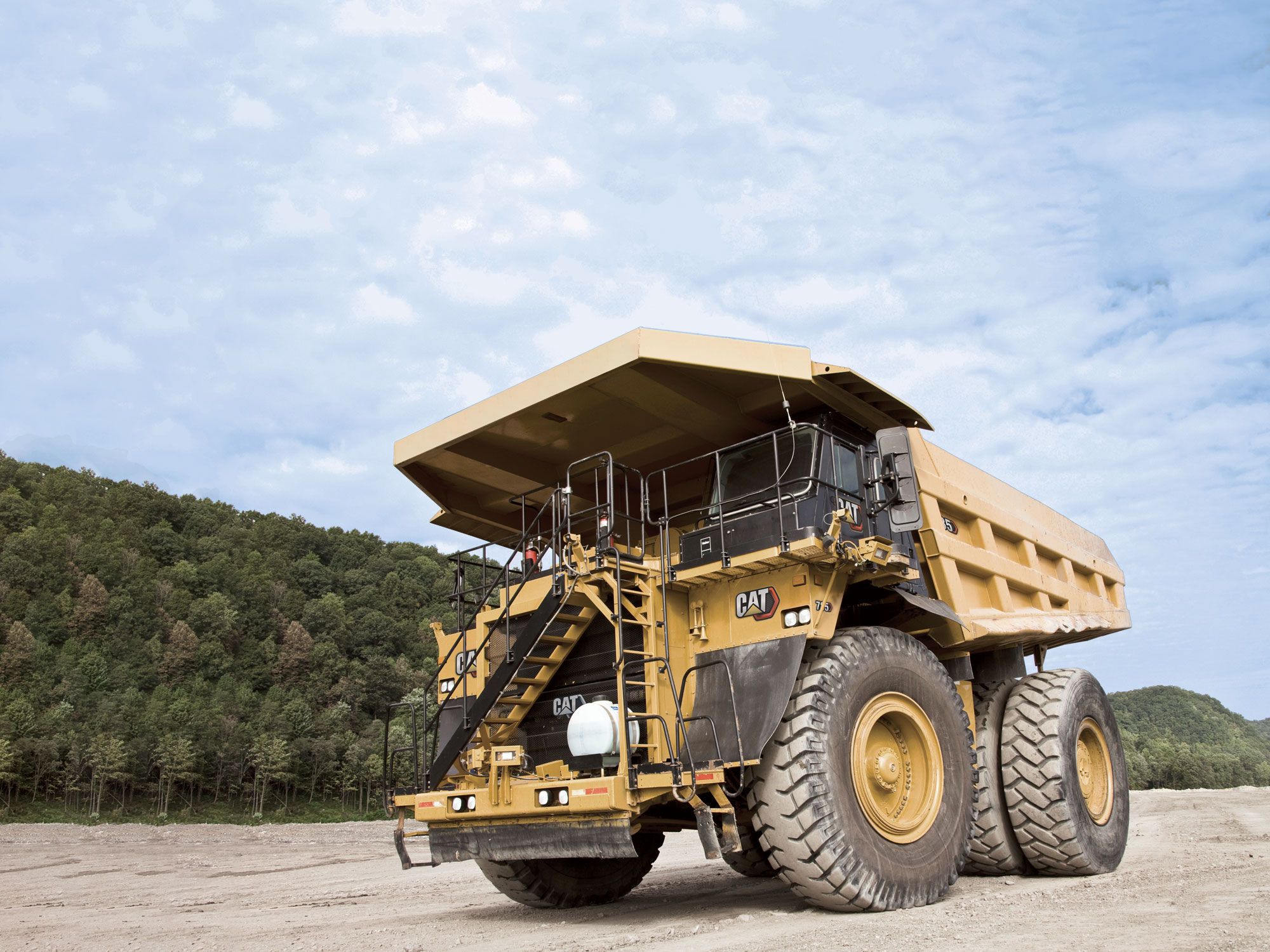 785D Mining Trucks