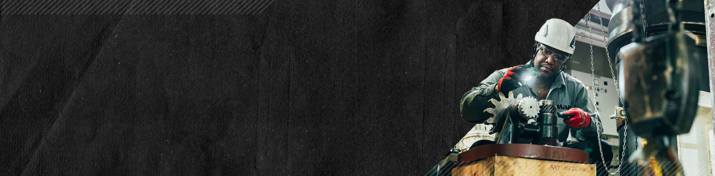 Man working on a MaK part