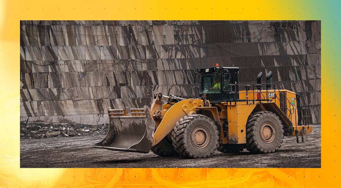 Cat 990K Wheel Loader on a Jobsite
