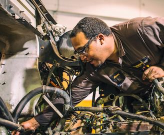 Kickstart Your Cat Truck Engine Maintenance Plan