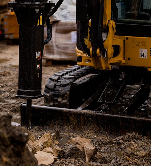Excavadora con martillo